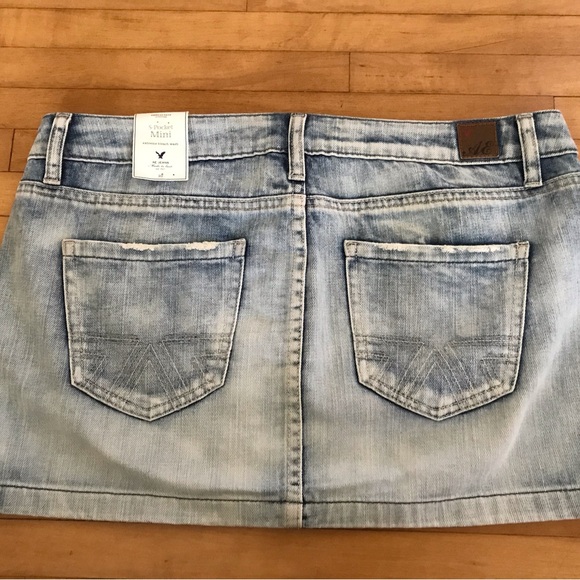 Vintage AE Mini Skirt - Picture 4 of 15